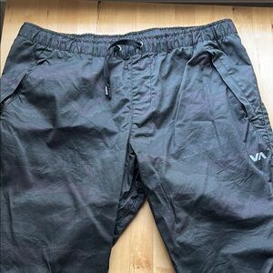 RVCA Black Sweatpants with Elastic Waistband and Tapered Ankle